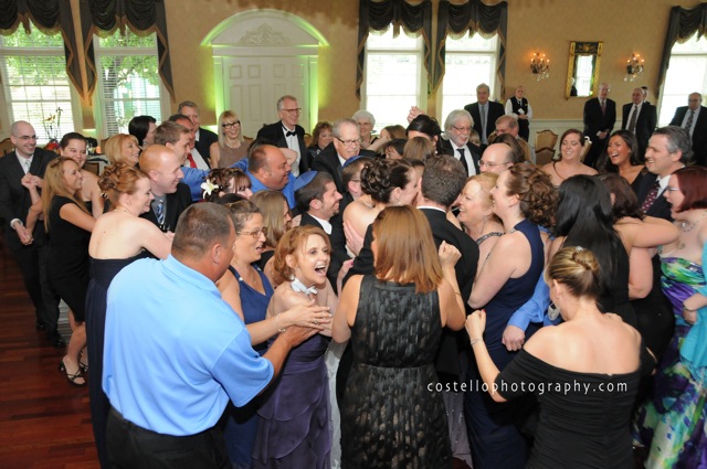 Dancing-DJ-Blue-Bell-Country-Club-Image
